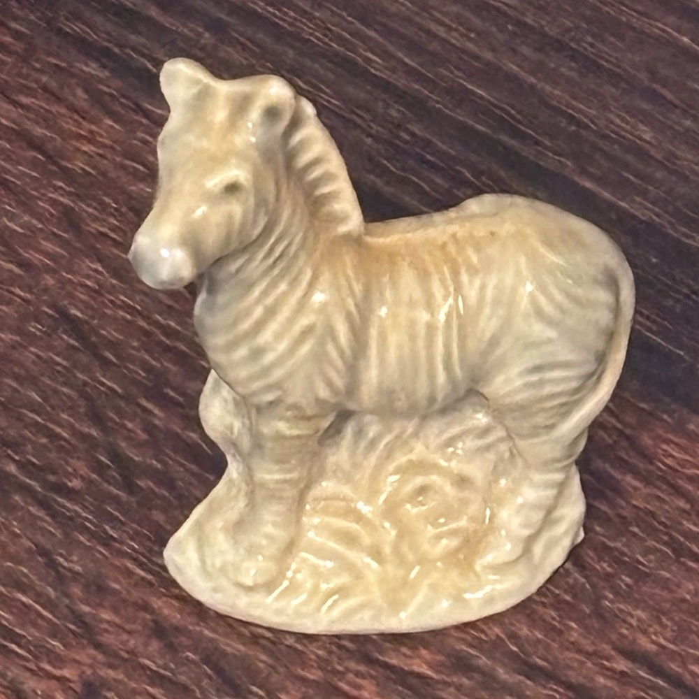 Wade Whimsies Vintage Collectable Zebra Figurine Miniature